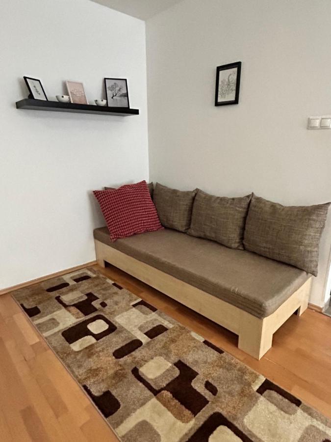 Danube Dwelling Akacfa 26 - Private Indoor Garage Apartamento Budapeste Exterior foto